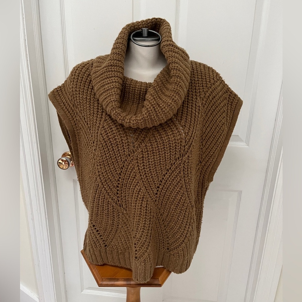 Joe Fresh Brown Knit Sweater Vest M oversized